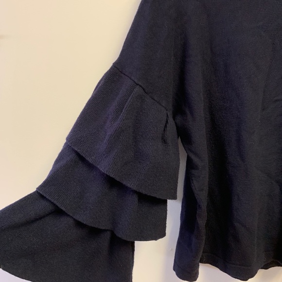 Deja Vu ruffle sleeve cropped sweater navy blue - Picture 2 of 4